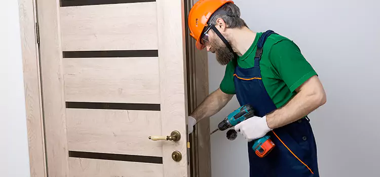 Replace Internal Door Handle with Lock Martinez